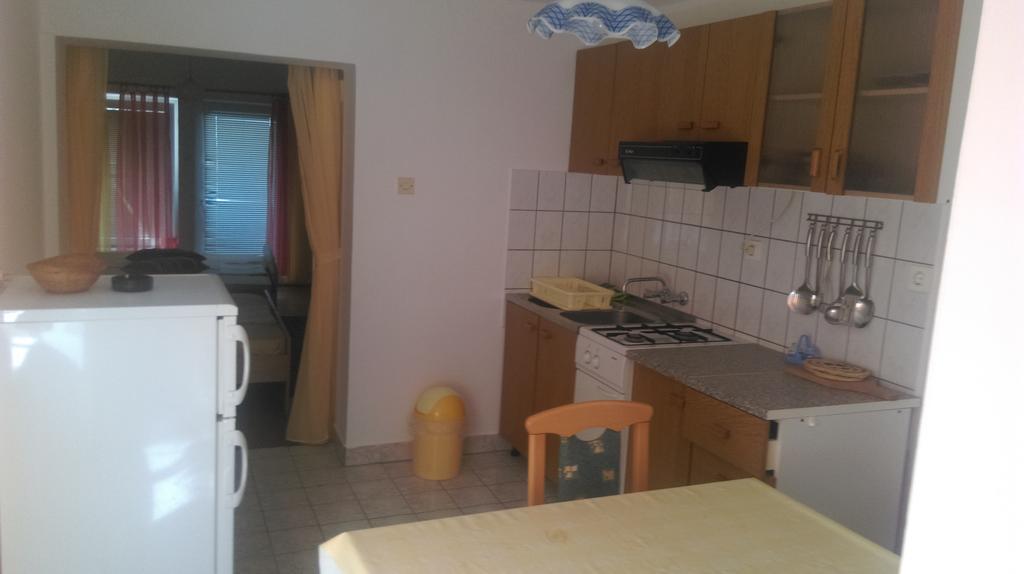 Studios Dolcek Крвавица Экстерьер фото